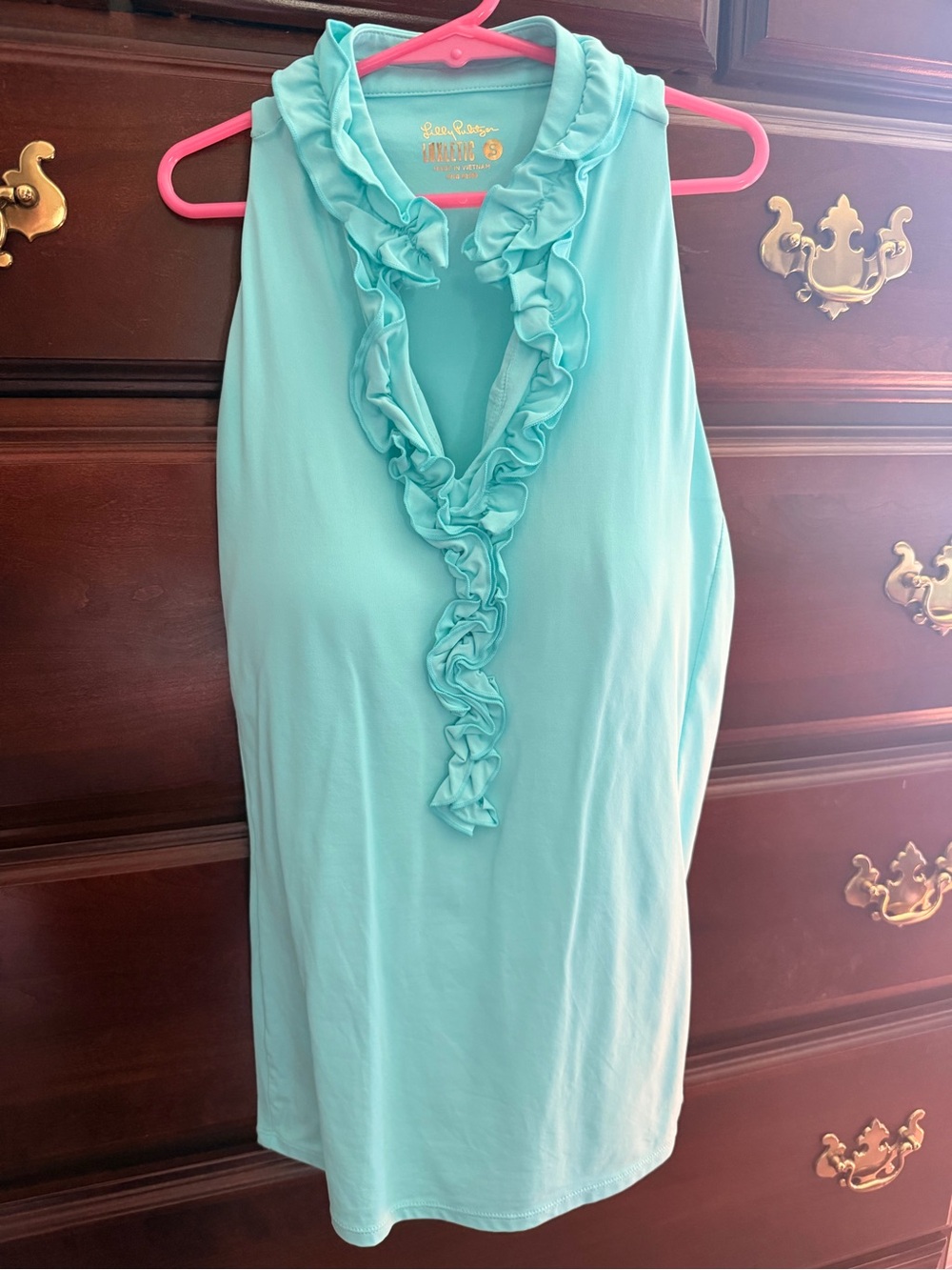 Lilly Pulitzer Luxletic Ruffled V-Neck Sleeveless Top - Seafoam EUC